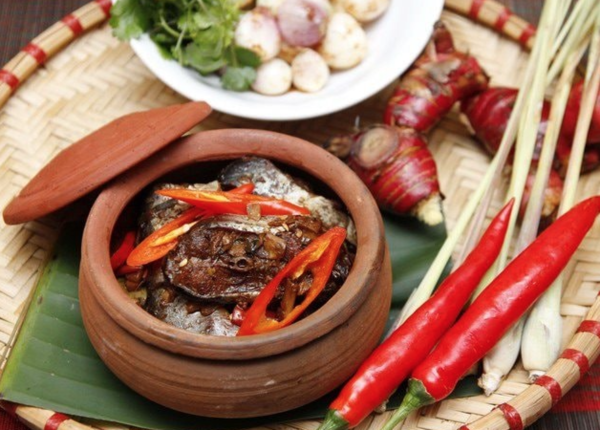 Cá kho làng Vũ Đại – món ăn mang hồn quê Bắc Bộ, nồng nàn vị Tết