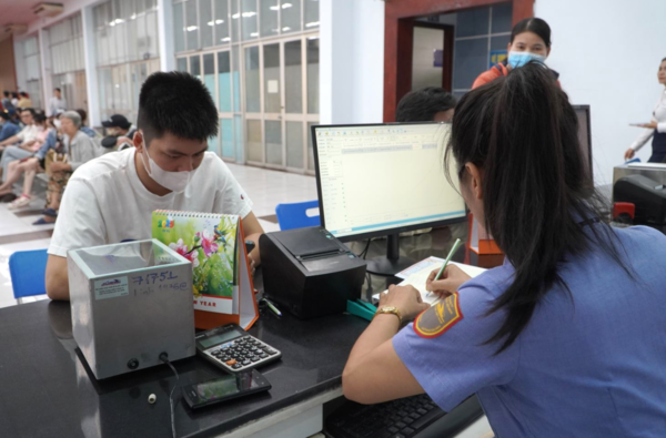 Không đặt được vé tàu Tết phải làm sao?
